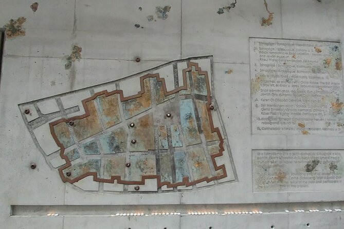 Budapest City Walk in Jewish Quarter - Guide Expertise