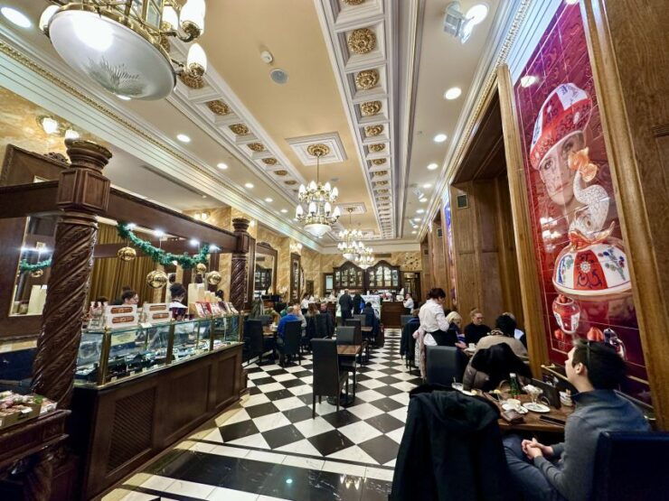 Budapest: Coffee House Tour With Cofffee & Dessert Tasting - Experience Highlights