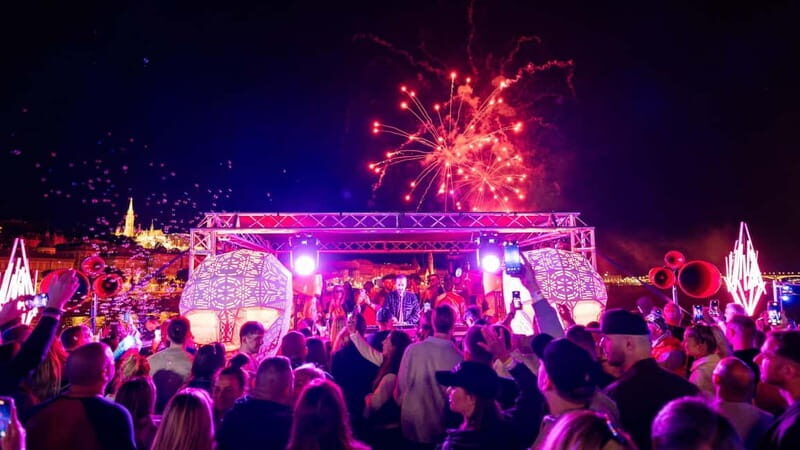 Budapest: Cruisin' Boat Party Tour with Electronic Music - Final Thoughts
