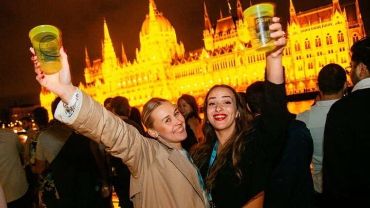 Budapest: Danube Beat Party Cruise with Drink Packages - FAQ