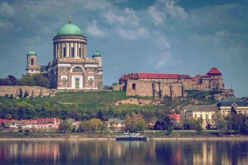 Budapest: Danube Bend Private Day Trip with a Local - The Danube River Cruise: A Romantic Touch