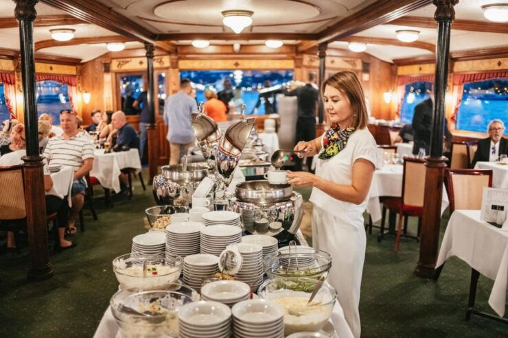 Budapest: Danube Cruise With Hungarian Dinner and Live Music - Activity Highlights
