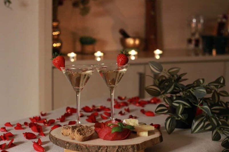 BUDAPEST, Day Spa : Couples Massage with Roses Bubble Bath - The Itinerary Breakdown