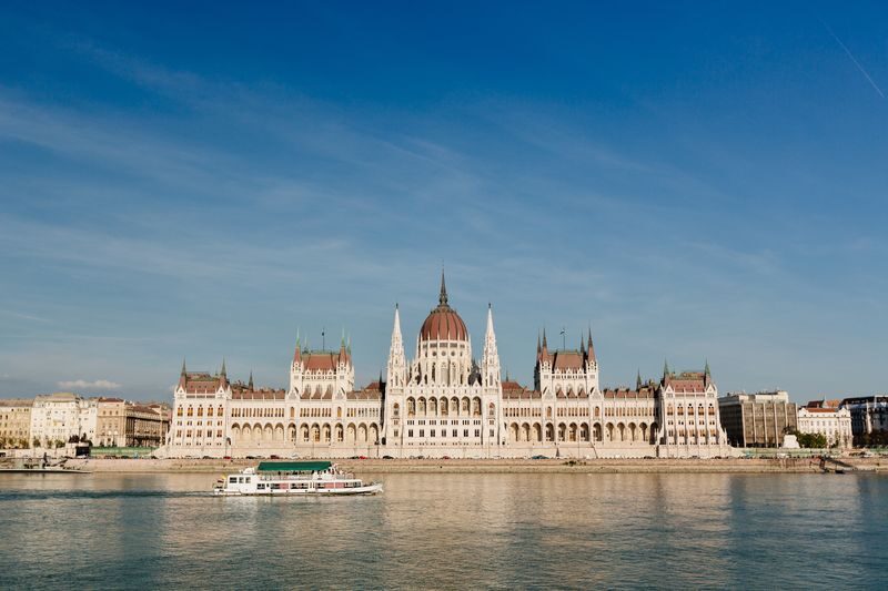 Budapest Day Tour - The route from Vienna sets the tone