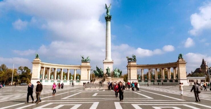 Budapest Day Trip From Vienna - Experience Highlights