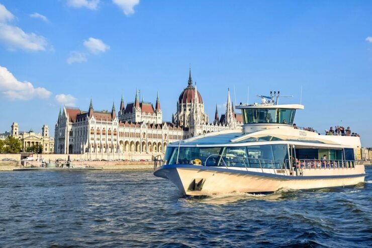 Budapest: Daytime Sightseeing Boat Cruise - Booking Details
