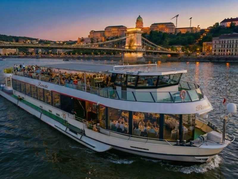 Budapest Dinner Cruise with Live Folk Music - What the price buys, and what it does not