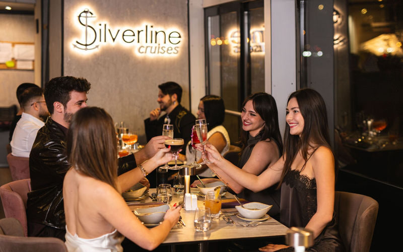 Budapest Dinner Cruise with Live Music - A four-course meal with a few caveats