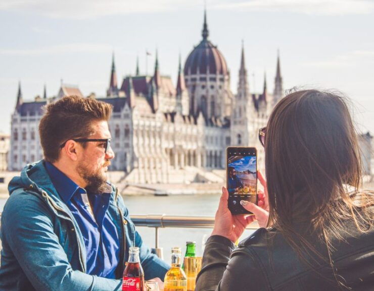 Budapest: Downtown Budget Sightseeing Cruise - Booking Details