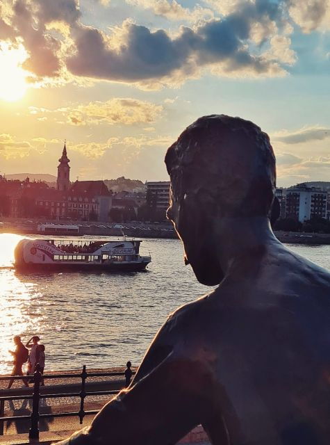 Budapest: Downtown Budget Sightseeing Cruise - Participant Information