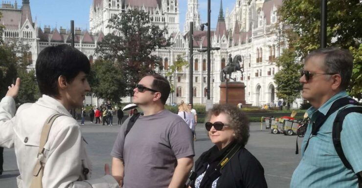 Budapest: Downtown Pest 3-Hour Historical Walking Tour - Tour Details