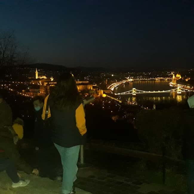 Budapest: Evening Castle Hill Tour with Fishermen's Bastion - The Experience in Detail