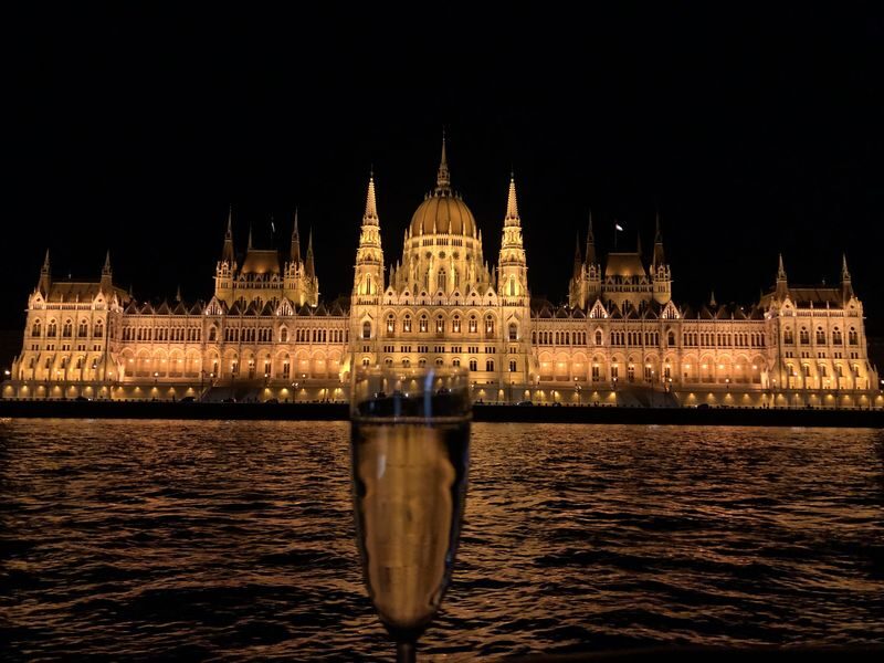 Budapest Evening Cruise with Drink & Audio Guide - At a glance