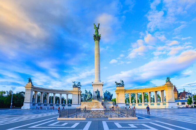 Budapest Film Tour and Movie Escape Room UNESCO Sites With Lunch - Inclusions and Exclusions