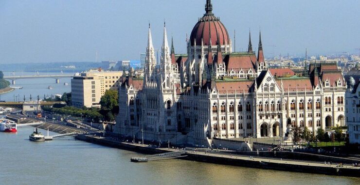Budapest Full-Day Private Guide Services - Booking Details