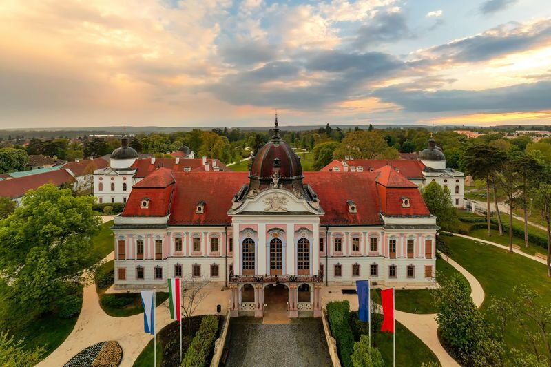 Budapest Godollo Royal Palace Sisi Tour - What four hours really means