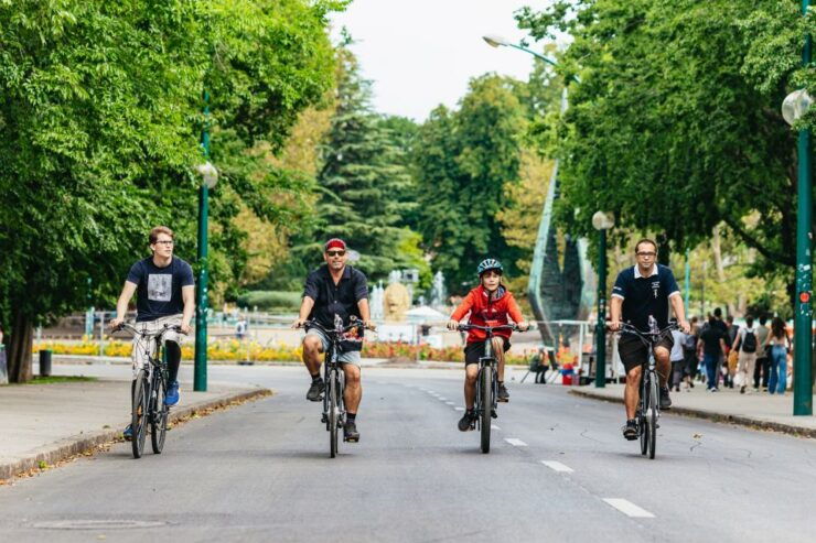 Budapest: Grand Sightseeing Bike Tour - Experience Highlights