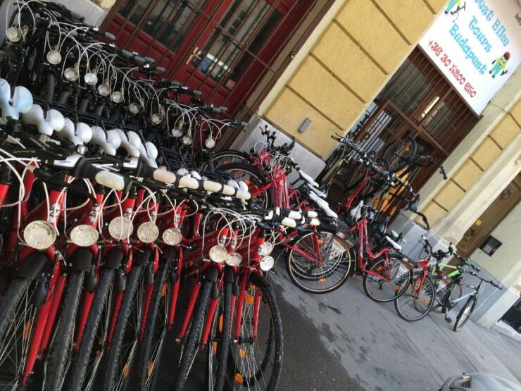 Budapest: Guided Bike Tour - Tour Highlights