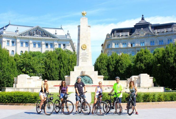 Budapest: Guided City Tour by E-Bike - Activity Details