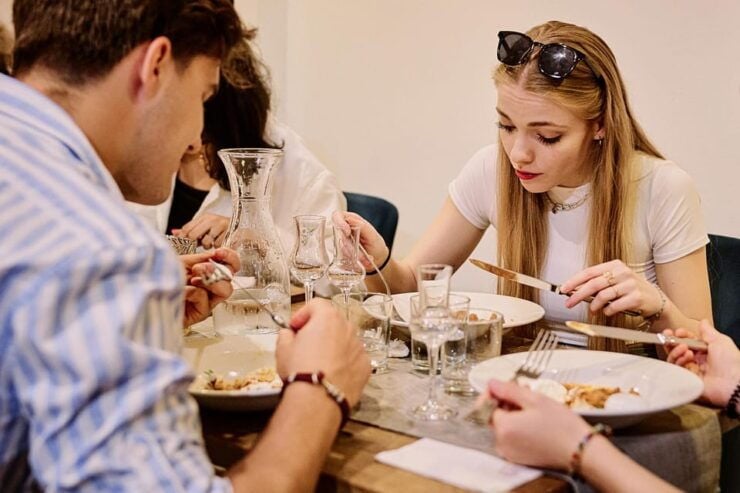Budapest Guided Food Tour With Drinks Included - Food and Drink Experience