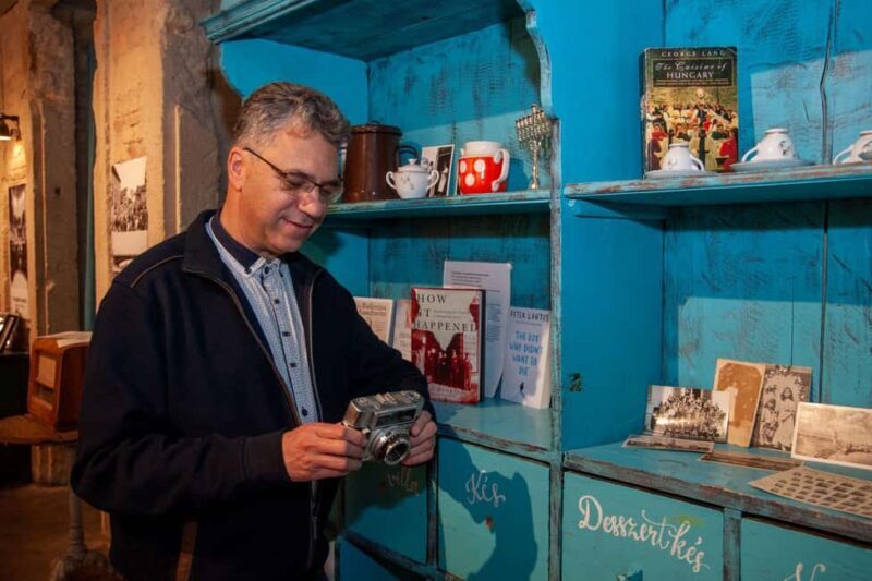 Budapest: Guided Jewish Tour with Ghetto Wall Exhibition - Good To Know