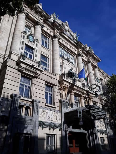 Budapest: Guided Musical Tour & Folk Music Performance - Practical Details and Value