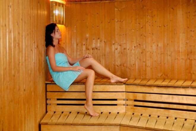 Budapest: Helia Day Spa Entry Ticket - Group Size and Experience