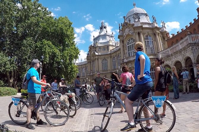 Budapest Highlights Bike Tour With Photo Breaks - Tour Overview