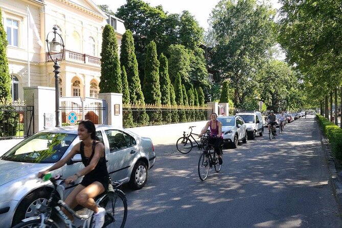 Budapest Highlights Bike Tour With Photo Breaks - Route Details
