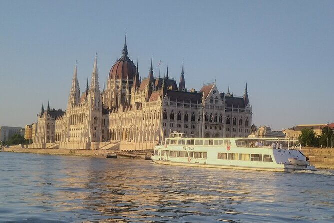 Budapest Highlights Sightseeing Cruise - Reviews