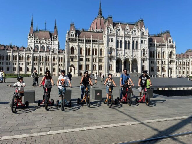 Budapest Highlights With a Guided E-Trike Tour - Itinerary Breakdown