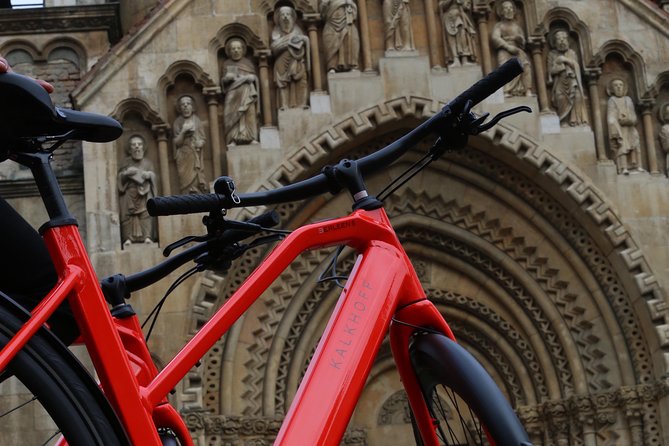 Budapest: Historic Downtown Ride on E-Bicycles Buda & Pest - The Sum Up