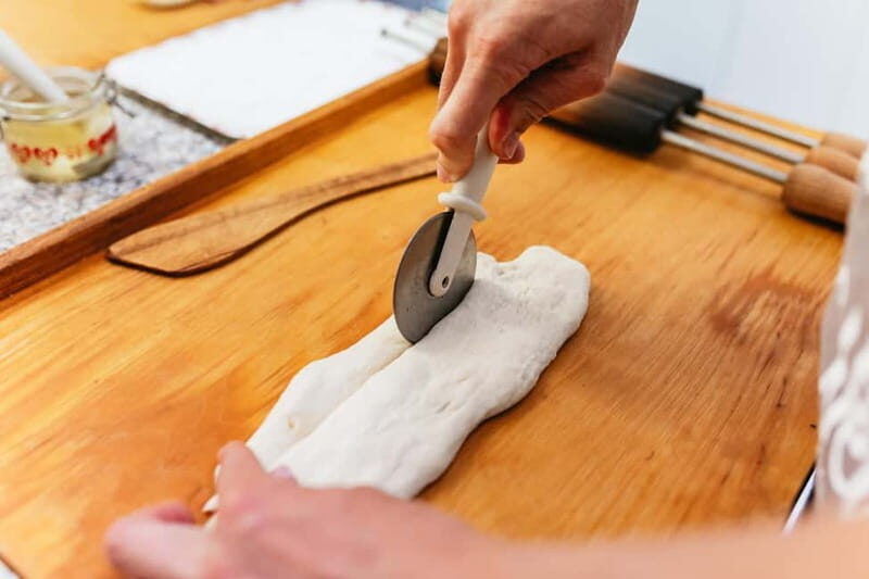 Budapest: Hungarian Chimney Cake Workshop in the City Center - FAQ