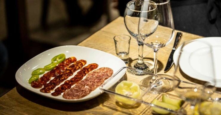 Budapest: Hungarian Cuisine in the Market Hall - Market Hall: Culinary Delights Await