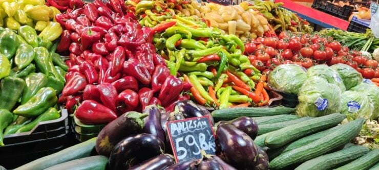 Budapest: Hungarian Cuisine in the Market Hall - Hungarian Cuisine: A Flavorful Journey