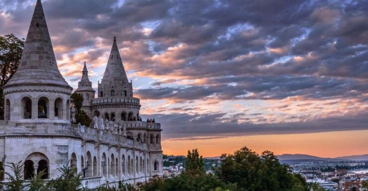 Budapest in a Day Private Luxury Sightseeing Tour - Booking Details