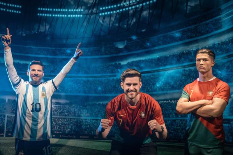 Budapest: Madame Tussauds Ticket + POP&ROLL Access - What the Reviews Say