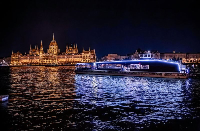 Budapest Open-Terraced Cruise with Audio Guide - Who should book this cruise?