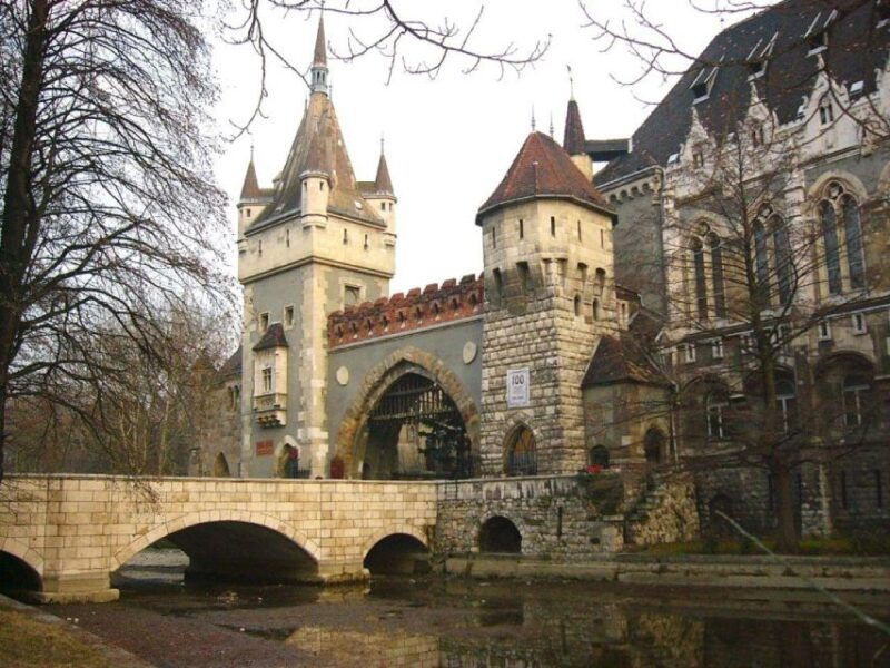 Budapest: Opera, Heroes' Square, City Park&Baths Highlights - What This Tour Means for You
