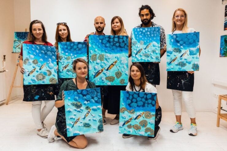Budapest: Paint and Sip Experience (2 Hrs for Beginners) - Booking and Pricing Details