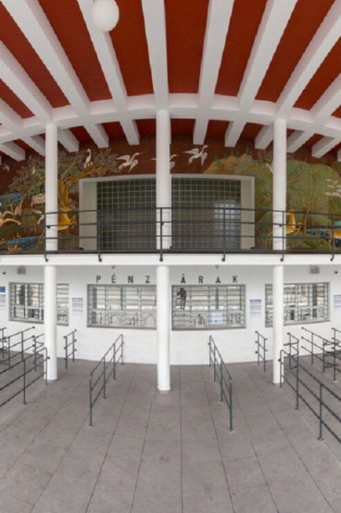 Budapest: Palatinus Spa & Pools Full-Day Admission - Key Points
