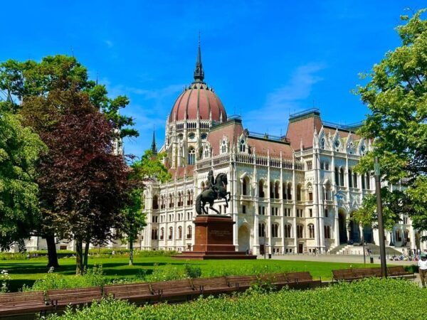 Budapest: Parliament Building Entry Ticket and Audio Guide - Customer Experience Ratings