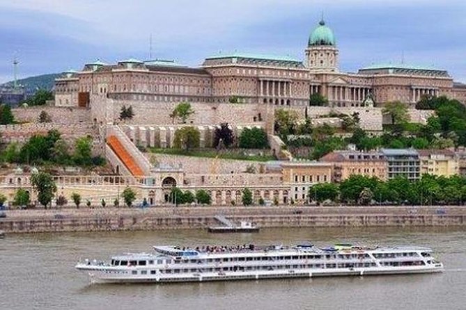 Budapest Private 2 Hrs. Mercedes Sightseeing Tour - The Sum Up