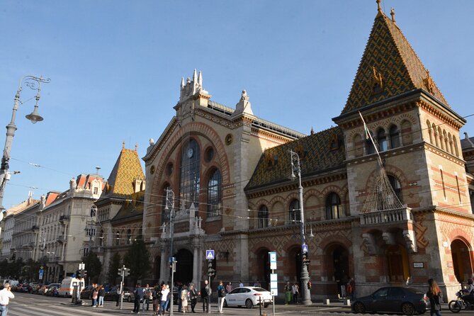 Budapest Private Bike Tour With Bike Delivery - Pickup and Meeting Details