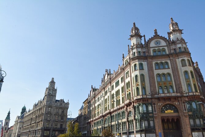 Budapest Private Bike Tour With Bike Delivery - Frequently Asked Questions