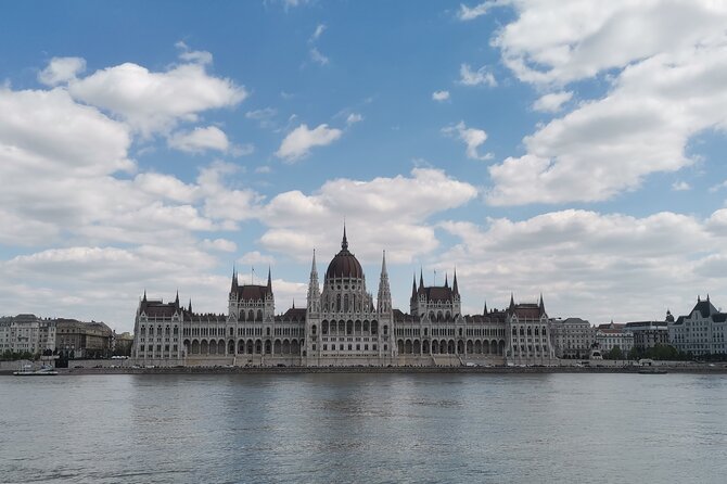 Budapest Private E-Bike Tour With Bike Delivery - Pickup Requirements