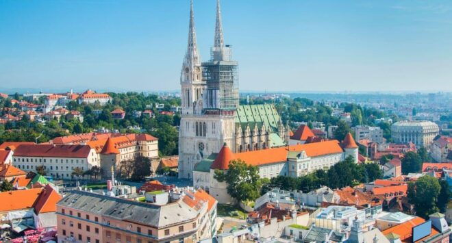 Budapest: Private Guided Tour to Zagreb - Experience and Guide