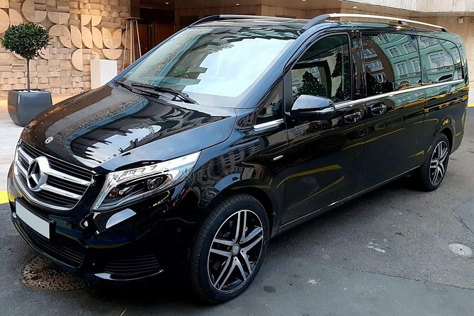 Budapest Private Round Trip Airport Transfer in a Luxury Car - Service Details