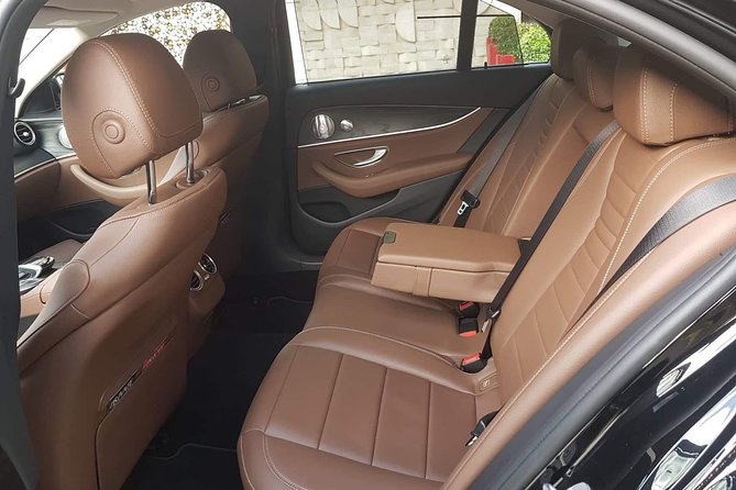 Budapest Private Round Trip Airport Transfer in a Luxury Car - Frequently Asked Questions