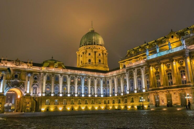 Budapest - Private Tour Including Castle Visit - Tour Experience Highlights
